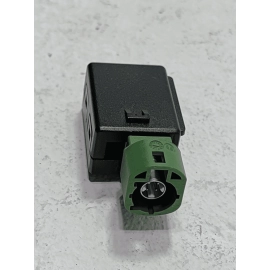 2018-2021 VOLKSWAGEN ATLAS CENTER CONSOLE USB PORT HUB OEM