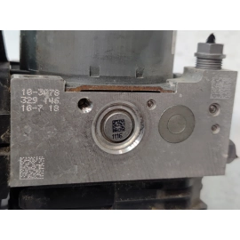 2018 - 2019 VOLKSWAGEN ATLAS ABS ANTI LOCK BRAKE PUMP MODULE W/ BRACKET OEM