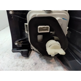 2018 - 2020 VOLKSWAGEN ATLAS REAR PASSNGER SIDE OUTER TAILLIGHT LIGHT LAMP OEM