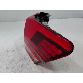 2018 - 2020 VOLKSWAGEN ATLAS REAR PASSNGER SIDE OUTER TAILLIGHT LIGHT LAMP OEM