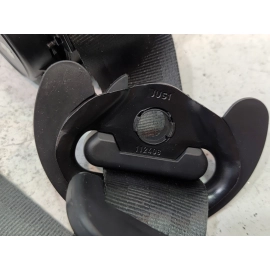 2018-2025 VOLKSWAGEN ATLAS REAR LEFT DRIVER SIDE 2ND ROW SEAT BELT RETRACTOR OEM