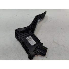 2018-2024 VOLKSWAGEN ATLAS ACCELERATOR GAS THROTTLE TRAVEL SENSOR PEDAL OEM