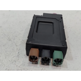 2018-2021 VOLKSWAGEN OEM ATLAS USB HUB DISTRIBUTOR CONTROL MODULE