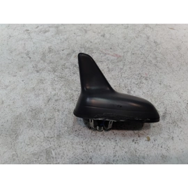 18-19 VOLKSWAGEN ATLAS SE SEL ROOF EXTERIOR SHARK FIN ANTENNA MODULE & COVER OEM