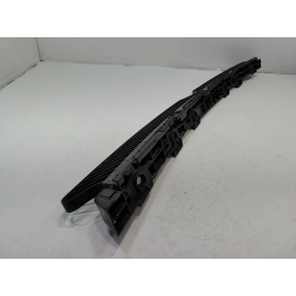 2018-2020 VOLKSWAGEN ATLAS REAR BUMPER CENTER SUPPORT BRACKET OEM