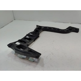 2018-2020 VOLKSWAGEN ATLAS REAR BUMPER RIGHT PASSENGER SIDE BRACKET OEM