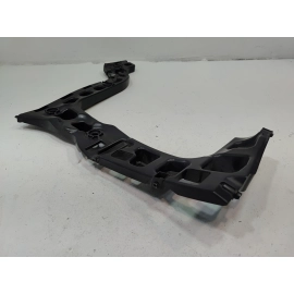 2018-2020 VOLKSWAGEN ATLAS REAR BUMPER RIGHT PASSENGER SIDE BRACKET OEM