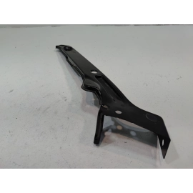 2018-2020 VOLKSWAGEN ATLAS RADIATOR SUPPORT LEFT SIDE UPPER TIE BAR BRACKET OEM