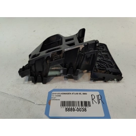 2018-2020 VOLKSWAGEN ATLAS REAR BUMPER RIGHT PASSENGER SIDE BRACKET OEM