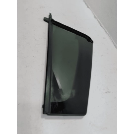 2018-2025 VOLKSWAGEN ATLAS Rear Passenger Side Door Fixed Window Vent Glass OEM