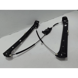 2018 - 2025 VOLKSWAGEN ATLAS FRONT PASSENGER SIDE DOOR WINDOW REGULATOR OEM