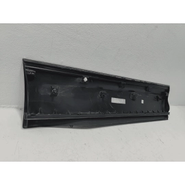 VOLKSWAGEN ATLAS REAR LEFT DRIVER SIDE DOOR LOWER MOLDING 2018 - 2025 OEM VOLKSWAGEN ATLAS REAR LEFT DRIVER SIDE DOOR LOWER MOLDING 2018 - 2025 OEM