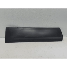 VOLKSWAGEN ATLAS REAR LEFT DRIVER SIDE DOOR LOWER MOLDING 2018 - 2025 OEM VOLKSWAGEN ATLAS REAR LEFT DRIVER SIDE DOOR LOWER MOLDING 2018 - 2025 OEM