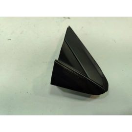 2020 - 2022 HONDA PILOT FRONT RIGHT PASSENGER SIDE FENDER CORNER MOLDING OEM 2020 - 2022 HONDA PILOT FRONT RIGHT PASSENGER SIDE FENDER CORNER MOLDING OEM