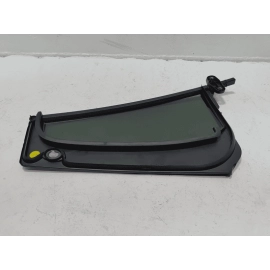 VOLKSWAGEN ATLAS REAR LEFT DRIVER SIDE DOOR FIXED WINDOW GLASS OEM 2018 - 2025 VOLKSWAGEN ATLAS REAR LEFT DRIVER SIDE DOOR FIXED WINDOW GLASS OEM 2018 - 2025
