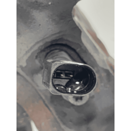 VOLKSWAGEN ATLAS FWD FRONT  RIGHT SUSPENSION SPINDLE KNUCKLE & HUB 2018-2023 OEM