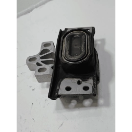 2018-2023 VOLKSWAGEN ATLAS 3.6L TRANSMISSION LEFT DRIVER SIDE MOUNT BRACKET OEM