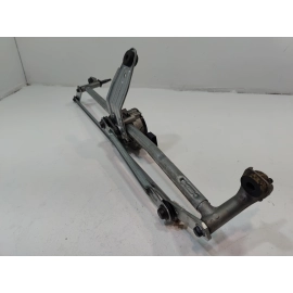 2018-2025 Volkswagen Atlas Windshield Wiper Transmission Linkage w/Motor OEM 2018-2025 Volkswagen Atlas Windshield Wiper Transmission Linkage w/Motor OEM