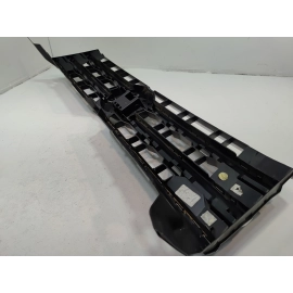 2018-2020 Volkswagen Atlas Front Bumper Apper Grille Assembly OEM