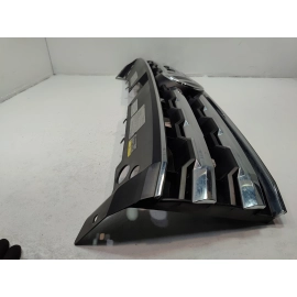 2018-2020 Volkswagen Atlas Front Bumper Apper Grille Assembly OEM