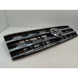 2018-2020 Volkswagen Atlas Front Bumper Apper Grille Assembly OEM
