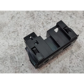 2018-2019 Volkswagen Atlas Center Console Auxiliary Power & Line-in Outlet OEM