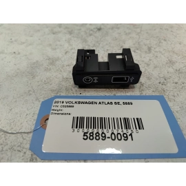 2018-2019 Volkswagen Atlas Center Console Auxiliary Power & Line-in Outlet OEM