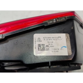 2018-2020 Volkswagen Atlas Rear Passenger Side Taillight Tail Light Inner OEM