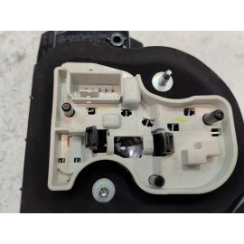 2018-2020 Volkswagen Atlas Rear Left Driver Side Taillight Tail Light Inner OEM