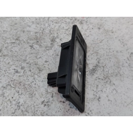 2018-2024 VOLKSWAGEN ATLAS REAR LEFT OR RIGHT LICENSE PLATE LIGHT LAMP 1PCS OEM