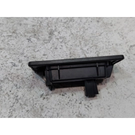 2018-2024 VOLKSWAGEN ATLAS REAR LEFT OR RIGHT LICENSE PLATE LIGHT LAMP 1PCS OEM