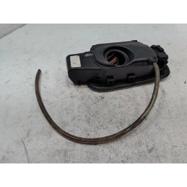 2018-2025 Volkswagen Atlas Fuel Filler Door w/Fuel Insert & w/Fuel Cap OEM 2018-2025 Volkswagen Atlas Fuel Filler Door w/Fuel Insert & w/Fuel Cap OEM