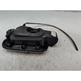 2018-2025 Volkswagen Atlas Fuel Filler Door w/Fuel Insert & w/Fuel Cap OEM 2018-2025 Volkswagen Atlas Fuel Filler Door w/Fuel Insert & w/Fuel Cap OEM