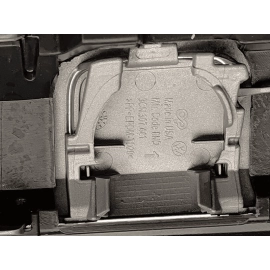 2018 - 2020 VOLKSWAGEN ATLAS REAR BUMPER COVER ASSEMBLY OEM 0Q0Q Pure White 2018 - 2020 VOLKSWAGEN ATLAS REAR BUMPER COVER ASSEMBLY OEM 0Q0Q Pure White