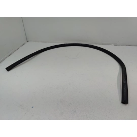 2018-2020 VOLKSWAGEN ATLAS HOOD BONNET REAR REARWARD WEATHERSTRIP SEAL OEM 2018-2020 VOLKSWAGEN ATLAS HOOD BONNET REAR REARWARD WEATHERSTRIP SEAL OEM