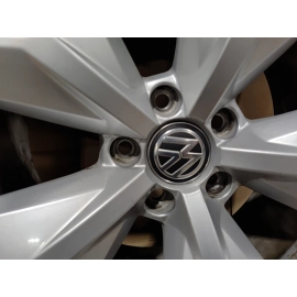 2018-2020 VOLKSWAGEN ATLAS 18 INCH WHEEL RIM TIRE 18x8J 245/60/R18 OEM