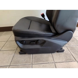 2019-2020 VOLKSWAGEN ATLAS FRONT LEFT DRIVER SIDE SEAT CUSHION BLACK OEM 2019-2020 VOLKSWAGEN ATLAS FRONT LEFT DRIVER SIDE SEAT CUSHION BLACK OEM