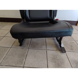 2018-2020 VOLKSWAGEN ATLAS REAR RIGHT SIDE 3RD ROW SEAT CUSHION OEM 2018-2020 VOLKSWAGEN ATLAS REAR RIGHT SIDE 3RD ROW SEAT CUSHION OEM