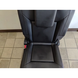 2018-2020 VOLKSWAGEN ATLAS REAR LEFT SIDE 3RD ROW SEAT CUSHION OEM 2018-2020 VOLKSWAGEN ATLAS REAR LEFT SIDE 3RD ROW SEAT CUSHION OEM