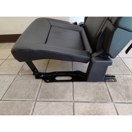 2018-2020 VOLKSWAGEN ATLAS REAR LEFT SIDE 3RD ROW SEAT CUSHION OEM 2018-2020 VOLKSWAGEN ATLAS REAR LEFT SIDE 3RD ROW SEAT CUSHION OEM