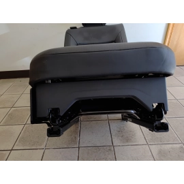 2018-2020 VOLKSWAGEN ATLAS REAR 2ND ROW PASSENGER SIDE SEAT CUSHION BLACK OEM 2018-2020 VOLKSWAGEN ATLAS REAR 2ND ROW PASSENGER SIDE SEAT CUSHION BLACK OEM