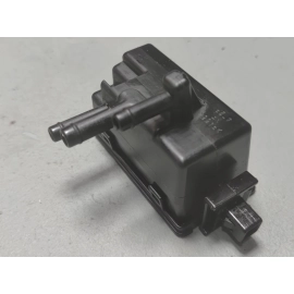 HONDA PILOT REAR AXLE DIFFERENTIAL CARRIER BREATHER TUBE HOSE BOX OEM 2016-2021 HONDA PILOT REAR AXLE DIFFERENTIAL CARRIER BREATHER TUBE HOSE BOX OEM 2016-2021