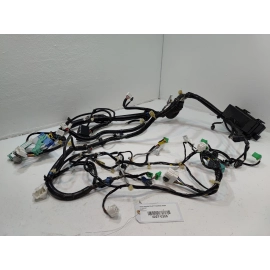 2019-2020 HONDA PILOT DRIVER SIDE ENGINE ROOM WIRE WIRING HARNESS W/FUSE BOX OEM 2019-2020 HONDA PILOT DRIVER SIDE ENGINE ROOM WIRE WIRING HARNESS W/FUSE BOX OEM