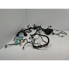 2019-2020 HONDA PILOT DRIVER SIDE ENGINE ROOM WIRE WIRING HARNESS W/FUSE BOX OEM 2019-2020 HONDA PILOT DRIVER SIDE ENGINE ROOM WIRE WIRING HARNESS W/FUSE BOX OEM