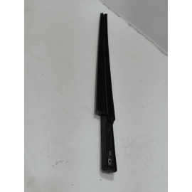 2016-2019 FORD EXPLORER FRONT PASSENGER WINDOW INNER BELT WEATHERSTRIP SEAL OEM