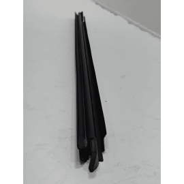 FORD EXPLORER 11-19 FRONT PASSENGER DOOR WINDOW INNER BELT WEATHERSTRIP SEAL OEM FORD EXPLORER 11-19 FRONT PASSENGER DOOR WINDOW INNER BELT WEATHERSTRIP SEAL OEM