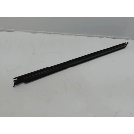 FORD EXPLORER 11-19 FRONT PASSENGER DOOR WINDOW INNER BELT WEATHERSTRIP SEAL OEM FORD EXPLORER 11-19 FRONT PASSENGER DOOR WINDOW INNER BELT WEATHERSTRIP SEAL OEM