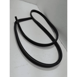 FORD EXPLORER 11-19 FRONT RIGHT PASSENGER SIDE DOOR BODY WEATHERSTRIP SEAL OEM FORD EXPLORER 11-19 FRONT RIGHT PASSENGER SIDE DOOR BODY WEATHERSTRIP SEAL OEM