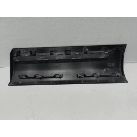 2016 - 2019 FORD EXPLORER REAR RIGHT PASSENGER SIDE DOOR LOWER MOLDING OEM 2016 - 2019 FORD EXPLORER REAR RIGHT PASSENGER SIDE DOOR LOWER MOLDING OEM