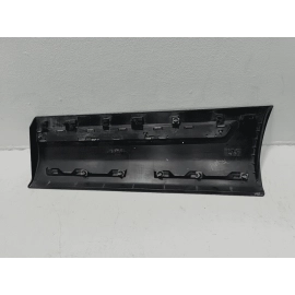 2016 - 2019 FORD EXPLORER REAR RIGHT PASSENGER SIDE DOOR LOWER MOLDING OEM 2016 - 2019 FORD EXPLORER REAR RIGHT PASSENGER SIDE DOOR LOWER MOLDING OEM
